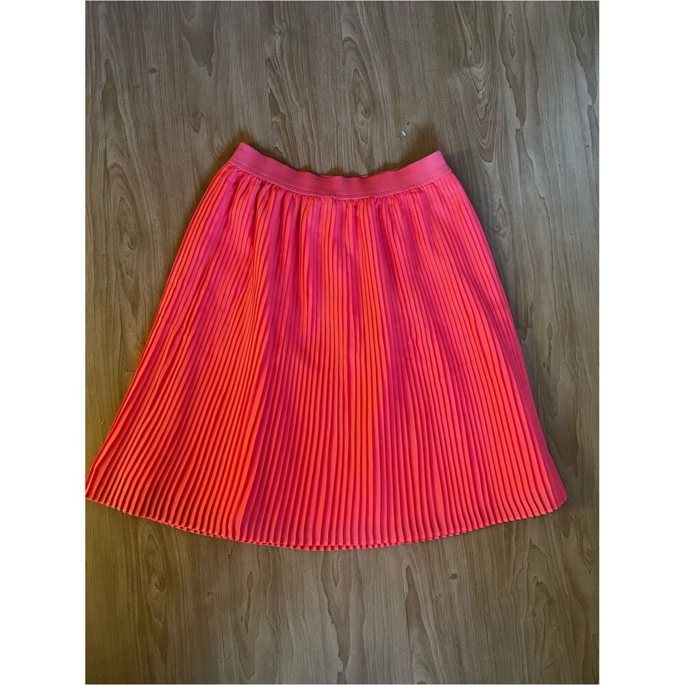 Pleated A-Line Skirt in Neon Coral Pink